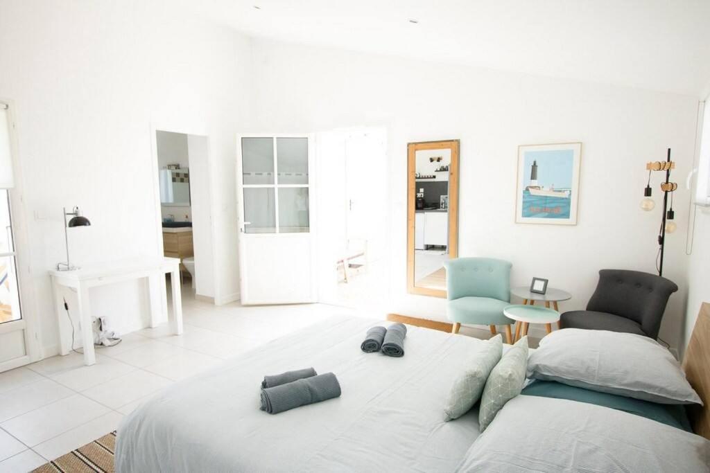 Maison 3 Chambres Plus 1 Studio Independant Sainte-Marie-de-Ré Extérieur photo